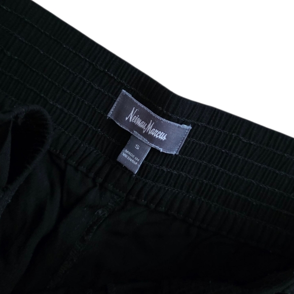 Neiman Marcus Black Tapered Cuffed Viscose Belted Casual Pants S - Picture 3 of 4